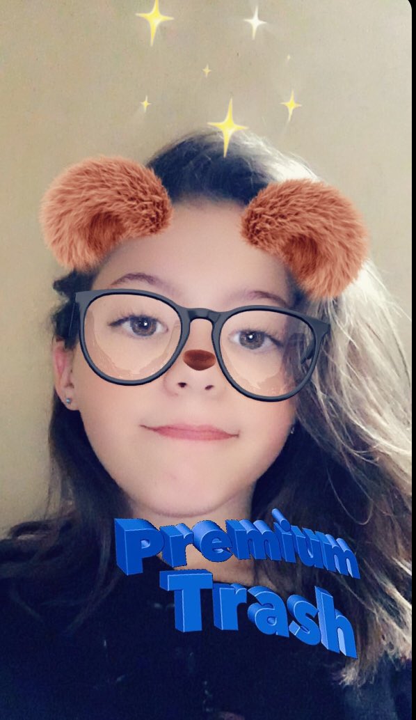 appealing_dolan's tweet photo. Happy Tuesday 😊🥰❤️✌️

(This is my first time posting a Tuesday selfie sooooo yeah❤️) https://t.co/XBRnlRJn4I