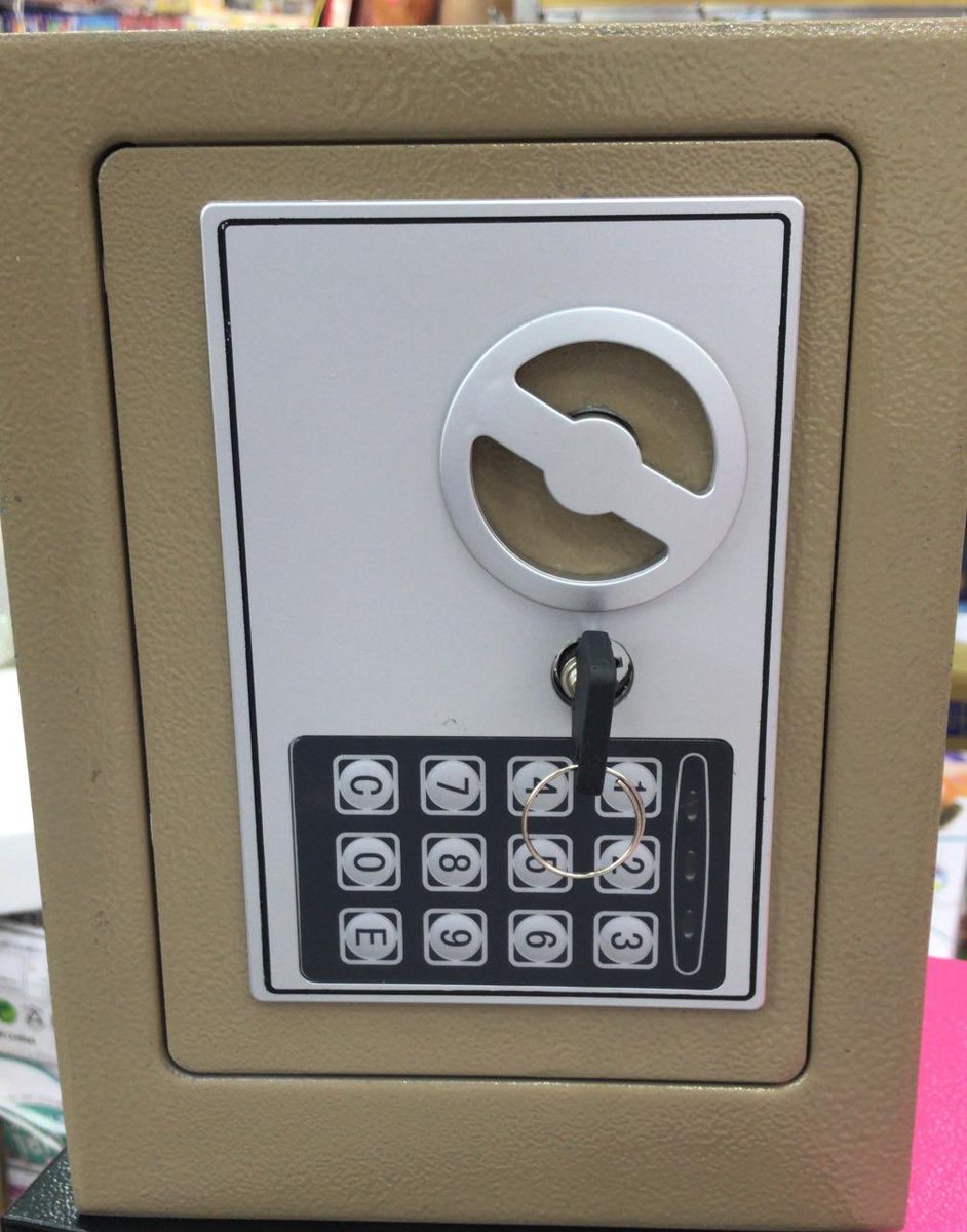 عرض خاص علي الخزينه بسعر 130ريال الكميهمحدوده جداااااا