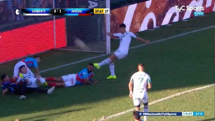soykoli's tweet photo. 🇨🇩 #ArsenalFC 🇨🇩
SIGUE #Zamponi (el q puso la CABEZA). https://t.co/s4FMTwxHSs