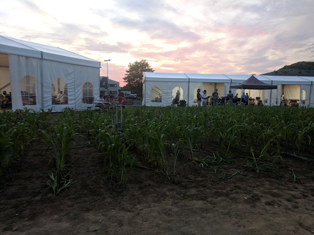 KaMaRoEngineer's tweet image. It was really hot at the #fieldrobotevent today, getting a bit more comfortable to work in the evening.