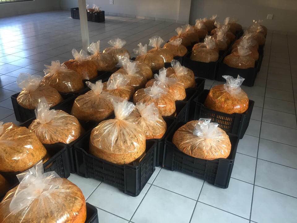 Masweets_Itu's tweet photo. @Dauglasjnr  specialize in Archar... Everything that makes Archar is available.. 

Do you sell Archar or want to start archer business. Am to go guy 📚

Kindly 📞📲☎ 0786637819. Please Rt 🛐

#BlackPrivilege #SmallBusiness #Archar https://t.co/7QGSa0OBD2