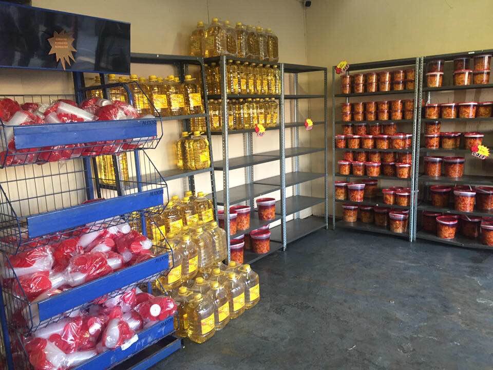 Masweets_Itu's tweet photo. @Dauglasjnr  specialize in Archar... Everything that makes Archar is available.. 

Do you sell Archar or want to start archer business. Am to go guy 📚

Kindly 📞📲☎ 0786637819. Please Rt 🛐

#BlackPrivilege #SmallBusiness #Archar https://t.co/7QGSa0OBD2