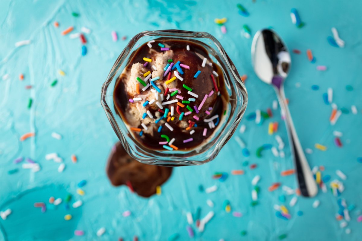 unitedgfc's tweet photo. You heard right, it’s
D E S S E R T 🍦 N I G H T
at all of our campuses this week.

So bring a friend and enjoy some refreshing summer snacks, extra sprinkles of course.

Wednesday @ 7
temple terrace
south tampa
van dyke
waters

Thursday @ 6:30
ybor @ the dream center https://t.co/b8WQzWzZSd