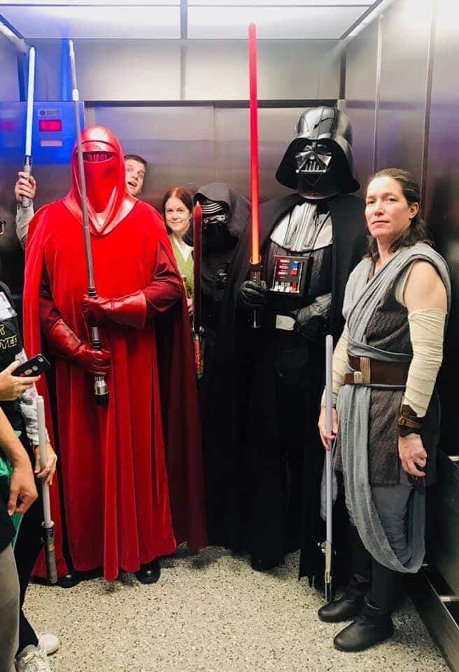 501stSPD's tweet photo. TR-31617 on troop at Dallas Medical Center to celebrate & acknowledge their health care professionals during employee engagement festivities, June 10th, 2019.
📸: North Texas Squad
#SovereignProtectors
#NorthTexasSquad
#StarGarrison
#501stLegion
#KesselBase
#BadGuysDoingGood https://t.co/piGc2LmMwj