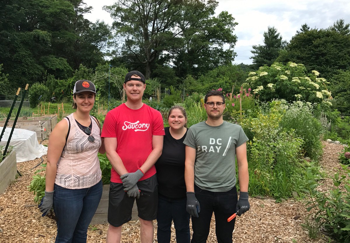 Social Driver (@socialdriver) on Twitter photo This Saturday, some of our team members earned their green thumbs volunteering at <a href="/WashYouthGarden/">Wash Youth Garden</a>, an organization which uses gardening to enrich science learning, inspire environmental stewardship, and cultivate healthy food choices. #DriverFoundation 👩🌾🌱 This Saturday, some of our team members earned their green thumbs volunteering at <a href="/WashYouthGarden/">Wash Youth Garden</a>, an organization which uses gardening to enrich science learning, inspire environmental stewardship, and cultivate healthy food choices. #DriverFoundation 👩🌾🌱