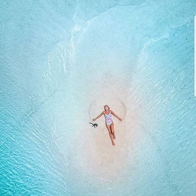 This could be you! - Flights to Eleuthera 4X / wk flyaztec.com/book-now.html
.
#bahamas #itsbetterinthebahamas #eleuthera #pinksandbeach #governorsharbor #rocksound #eleutheratours #bestbeaches #pigbeachbahamas #potcakes #summervacation #fortlauderdalemagazine #travelblogger 🌅🌴😃