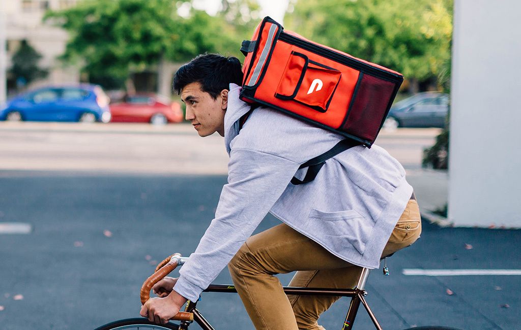 CreativeStatex's tweet photo. We recently started working with @doordash. For those that are unfamiliar with DoorDash, they are a on-demand food delivery service.

DoorDash is a technology company that connects people with the best in their cities. #delivery #food #Foodies https://t.co/f8sFumYfjW