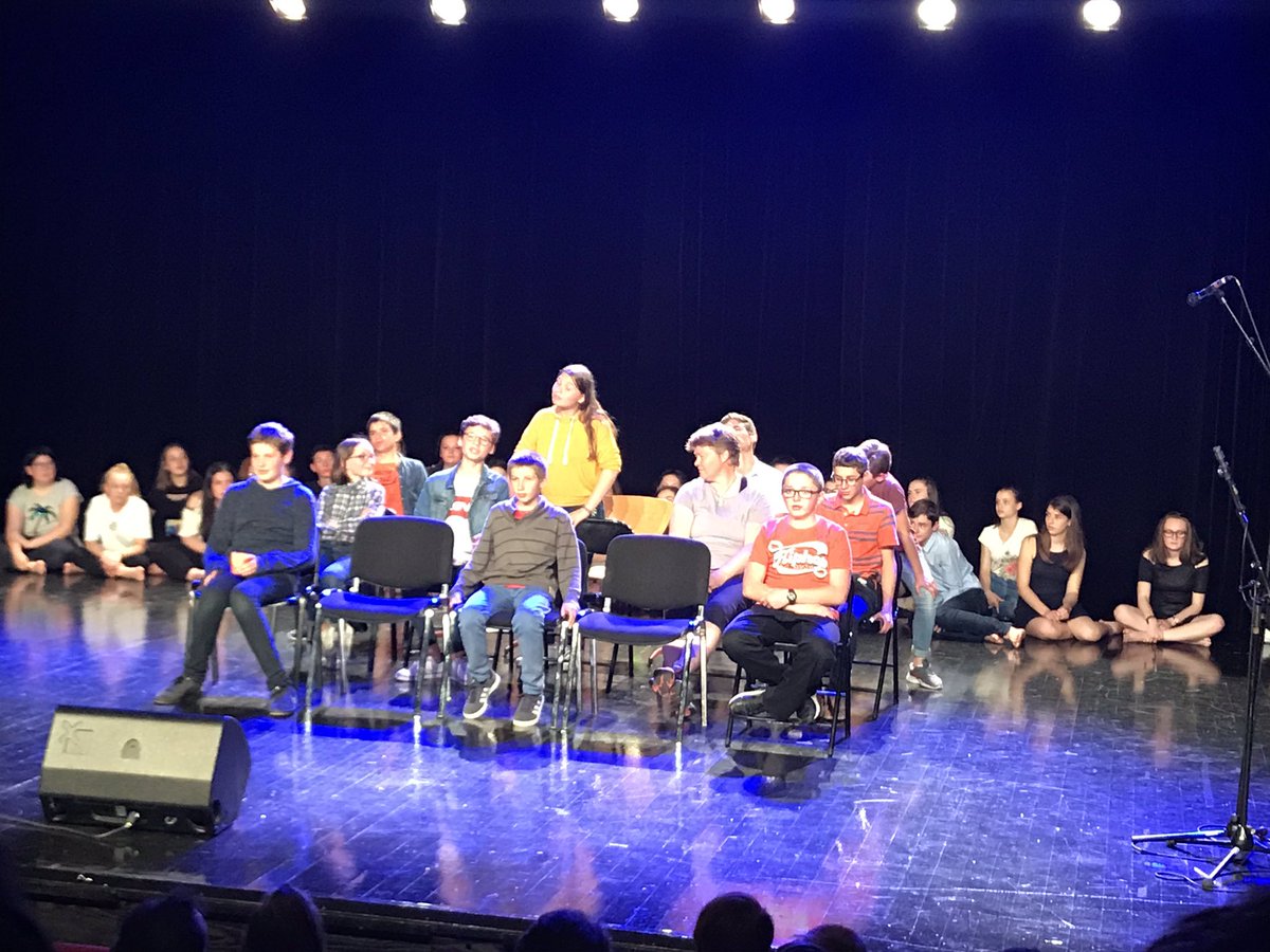 Quel plaisir ce spectacle des ateliers Maupas,  merci pour cette soirée