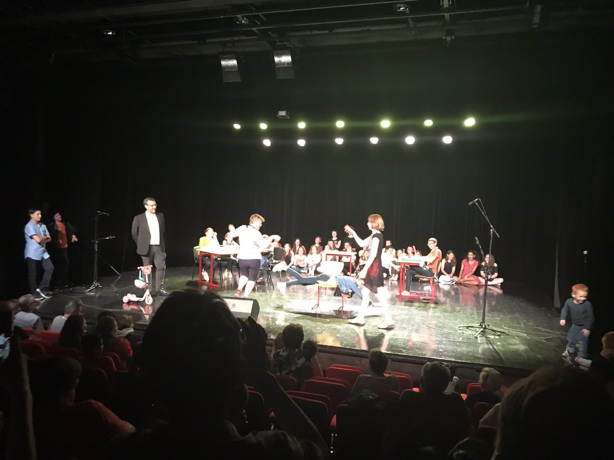 cmaupas105's tweet photo. Quel plaisir ce spectacle des ateliers Maupas,  merci pour cette soirée https://t.co/oXgK9OOry2