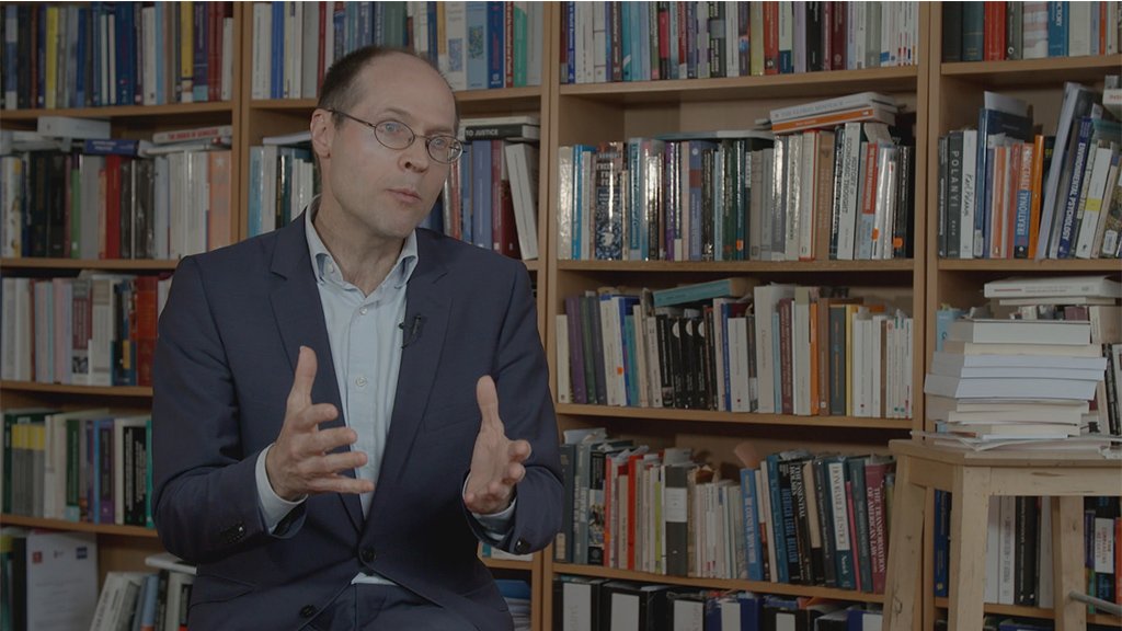 cashinvestigati's tweet image. #Cashinvestigation   En 100 ans, 75% des fruits et légumes cultivés ont disparu. Le cri d’alarme de l’ancien rapporteur de l’ONU pour l’alimentation @DeSchutterO
srfood.org/images/stories…