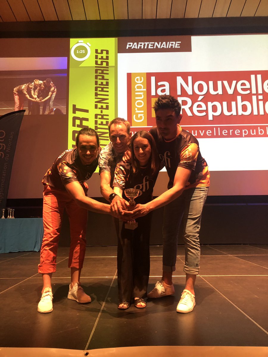 MarinePairault's tweet image. 🏆🥇 Bravo à notre team @gfiinformatique qui termine première au classement mixte et général du défi inter-entreprises de @NiortAgglo 👏🏼🥳 super moment partagé 🚲🛶🏃🏼‍♂️ #sport #team #gfiniort