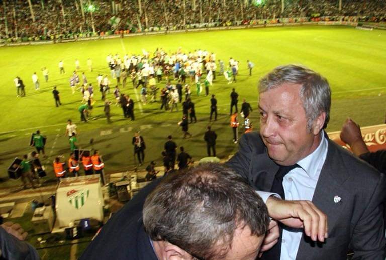 Bursasporumcom's tweet photo. Şampiyon ! https://t.co/AavOIyrGkG