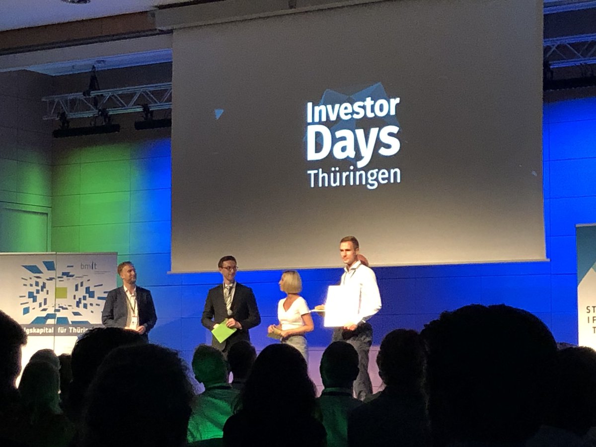 Steuern_Leipzig's tweet photo. Viele tolle Startups gesehen beim #IDT19. Vielen Dank an die Organisatoren, es war super! Gratulation an unseren Preisträger ICO-LUX https://t.co/XbrvkoUyaL https://t.co/qoOCvnqAvc