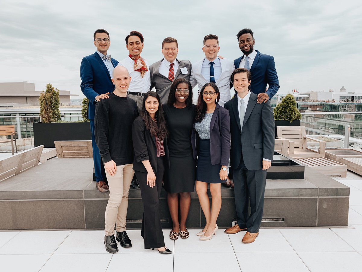 ChristleNwora's tweet photo. Wrapped up the last day of the #AAMCOSR meeting and kicked off the @AAMCtoday Leadership Forum - excited for whats to come! https://t.co/LRIHGIJyxq