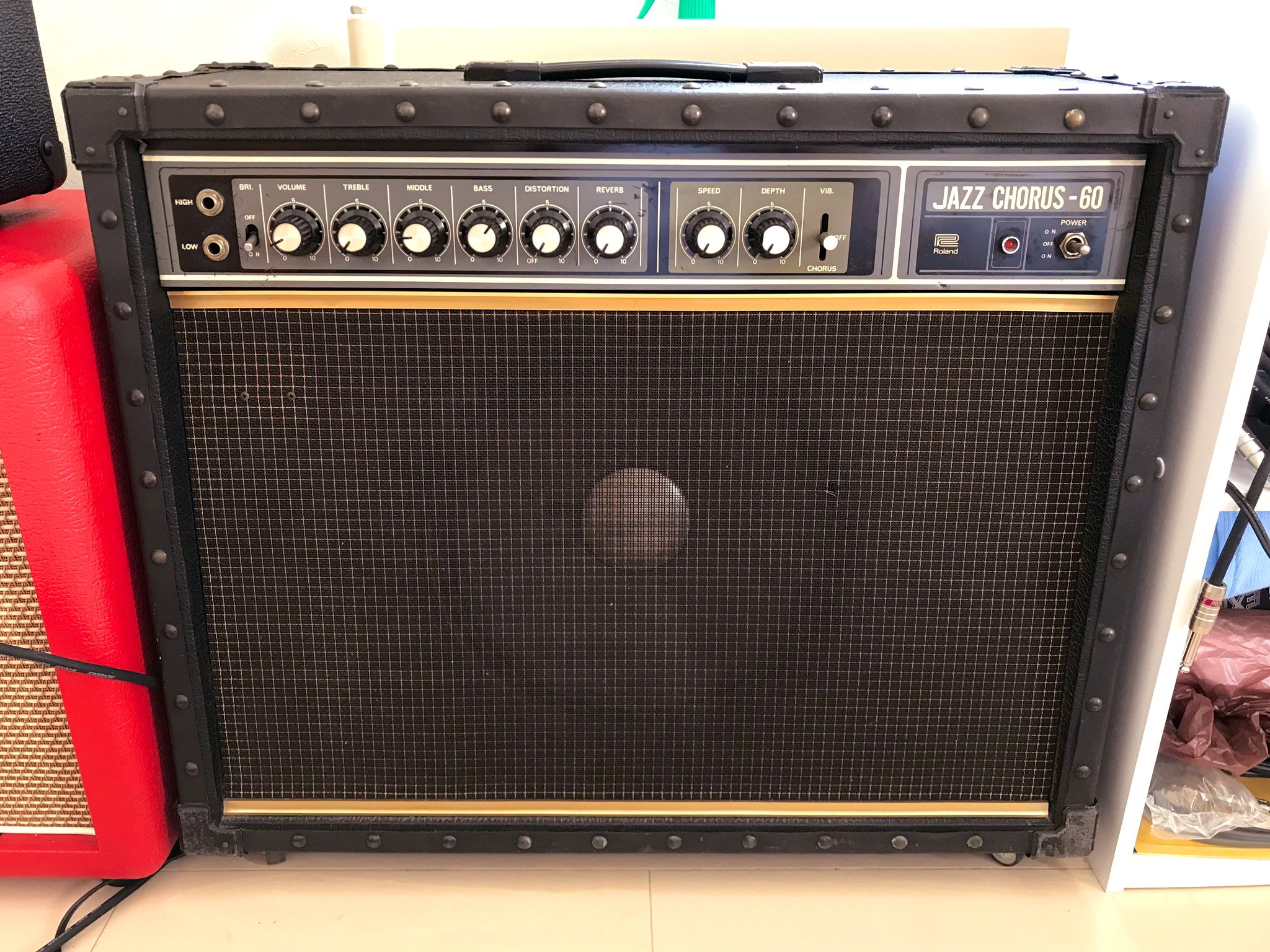 ROLAND ギターアンプ　JAZZ CHORUS-60 JC-60 Roland JC-60 <ローランド>｜平野楽器 ロッキン オンラインストア