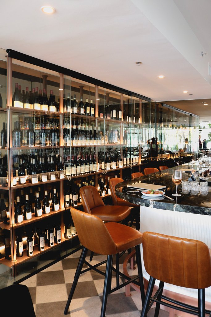 Get comfortable and stay for a while! #verreonthewater #verreyvr⠀