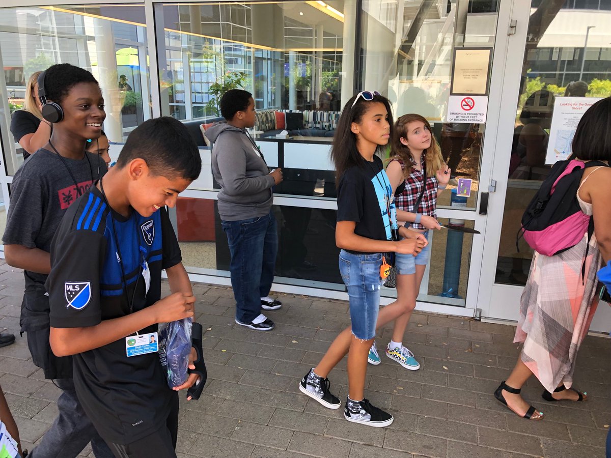 TimGoree's tweet photo. Innovative spaces and interesting places @Google. Students got a great tour of the campus, picking up free treats along the way and seeing some of the most interesting work spaces in the world. #FSUSDSTEM #CompSci @FairfieldSuisun https://t.co/gVcQuPvpm5