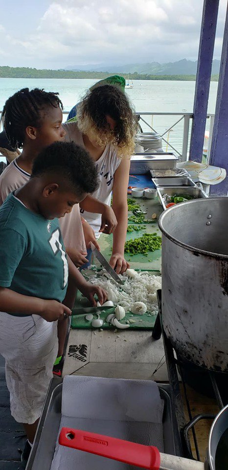 ITAVschools's tweet photo. Today our students are in Livingston. Check out the cooking class where they learned how to make Tapado Garifuna. #VLAstyle #WSP2019 #Guatemala https://t.co/XgbYSvpoVG