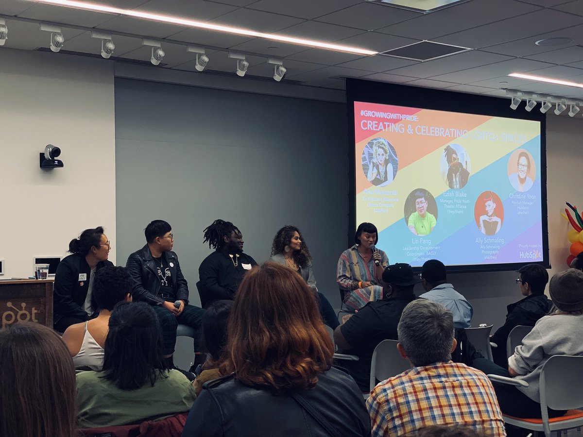 lisamariedwards's tweet photo. “If you don’t have the space to be yourself - make it.” Impressive panel at @HubSpot’s “Creating &amp; Celebrating LGBTQ+ Spaces” event #GrowingWithPride 🌈 https://t.co/OrxHVHNjln