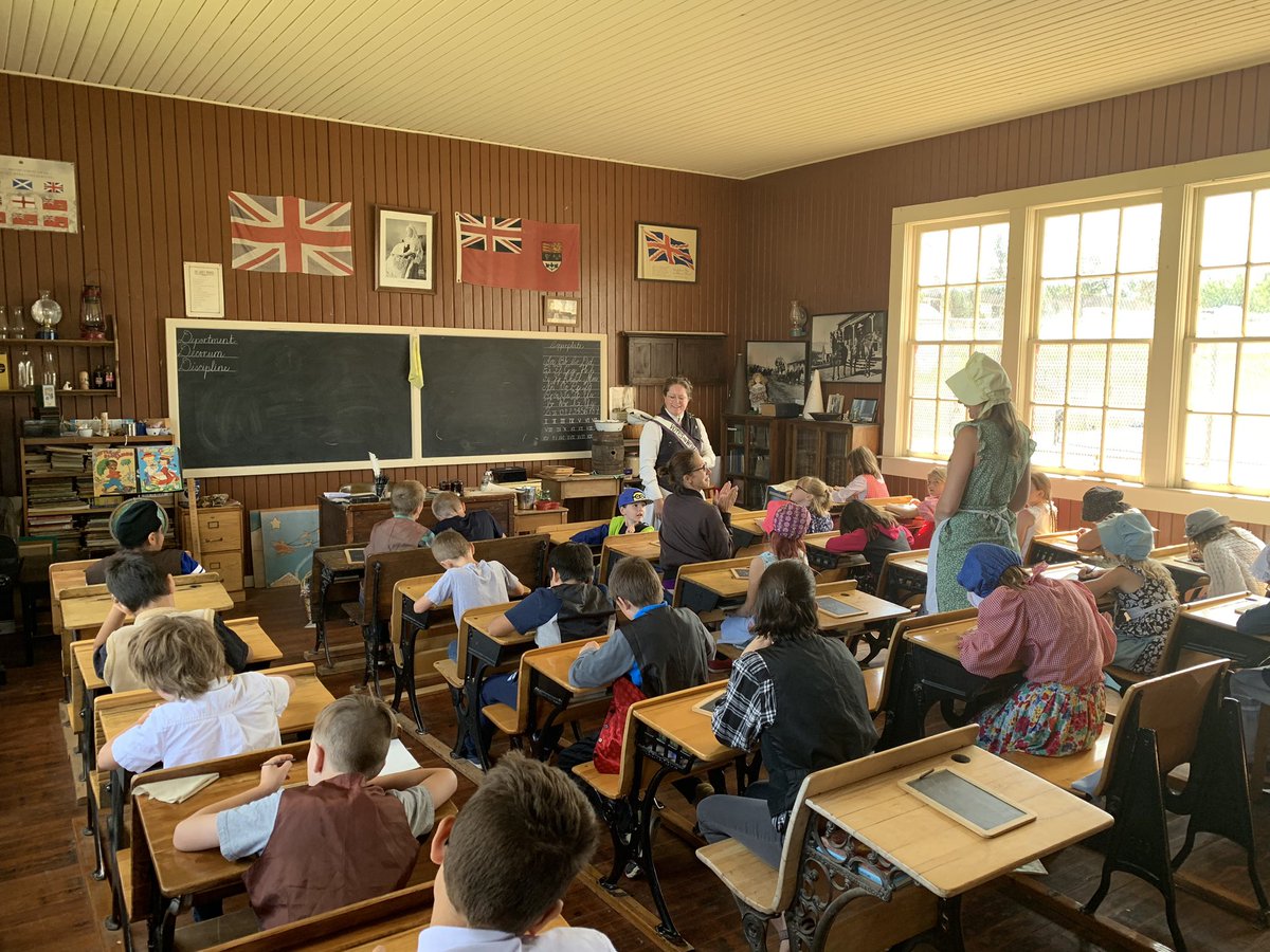 chris24v's tweet photo. Thank you Ms. Forbes for letting me in your time machine with the Nesikas class at the old school in 150 Mile. Brilliant. #sdlearns @SD27_CC https://t.co/OmkHjX5dwF