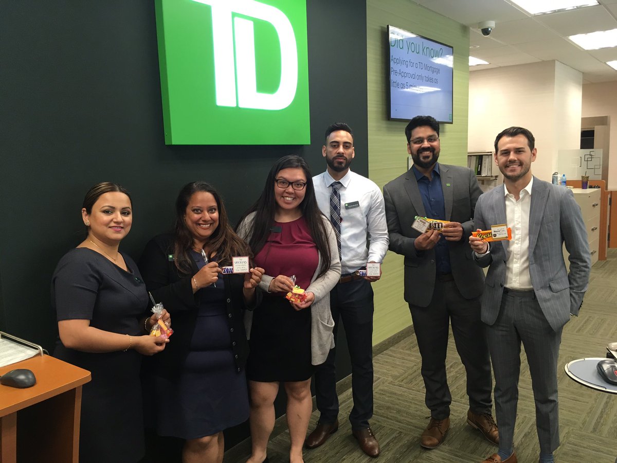 Sweet treats to celebrate days 1 &amp; 2 of employee appreciation week!! @GurjivChahil_TD #YouMakeTD