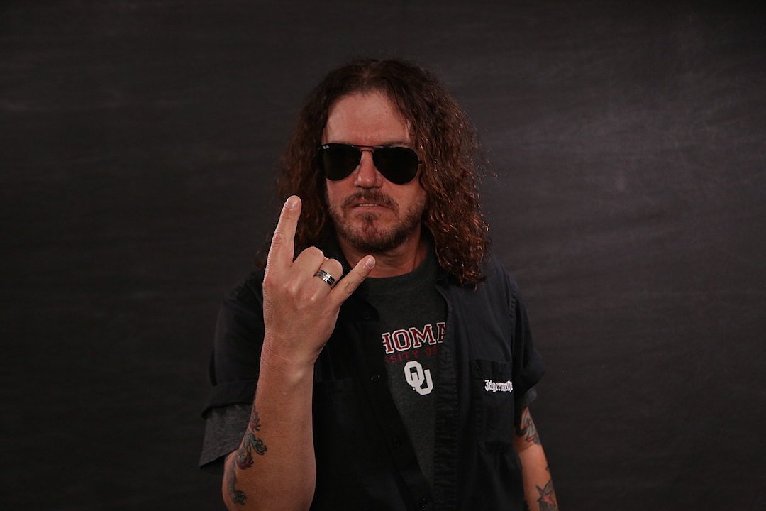 Happy birthday Dizzy Reed, keyboardist for Guns N Roses born 6/18/1963.  