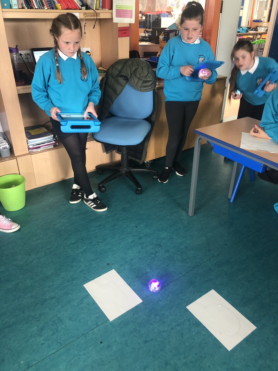 KincaidstonPS's tweet photo. Six teams battle against one another to become the Sphero champions!!🎉🏆 #Flash #Hexel #Astro #Hero #Jareece002 #Pixel https://t.co/3Umq6X2H3p