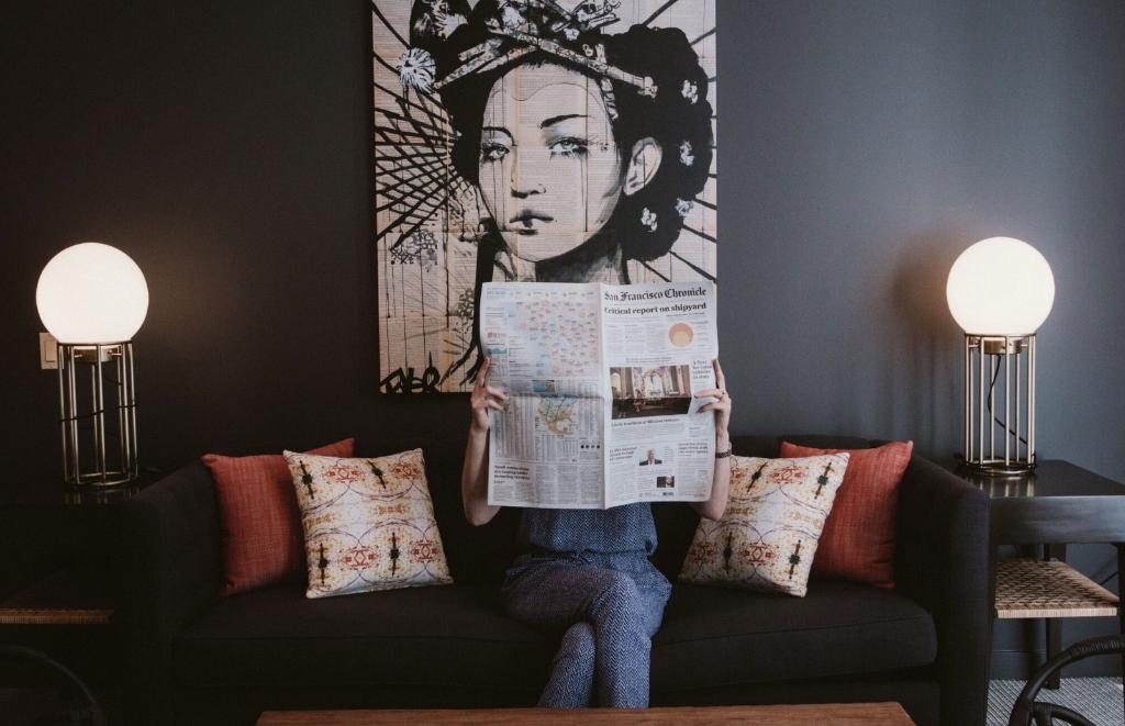 Catch up on what's new in San Francisco from the comfort of your stylish suite. #hotelkabuki #jdvhotels #sanfrancisco