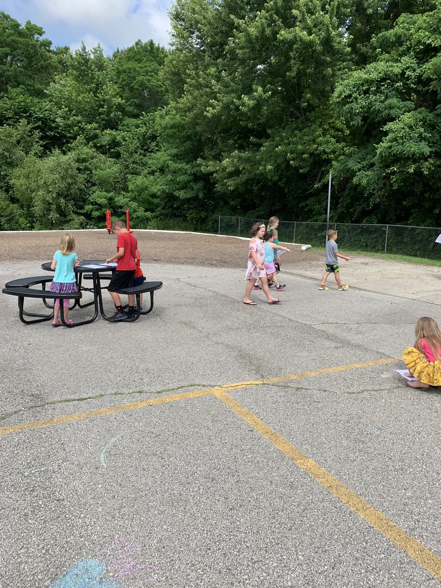 We spent time with 4th/5th grade buddies and went on an outdoor scavenger hunt! #GVSOAR2019 @KiniSierra