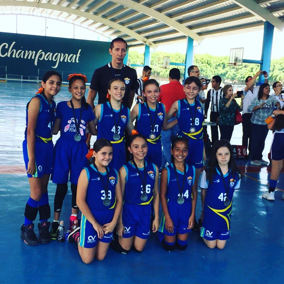 Básquetbol femenil 5to. Y 6to 2 lugar en liga PROCADE.
¡Felicidades! 
#oegullovictoria  #primaria #basquet #deportes #colegiovictoria