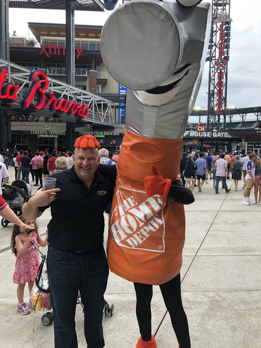 LumAware tweet media