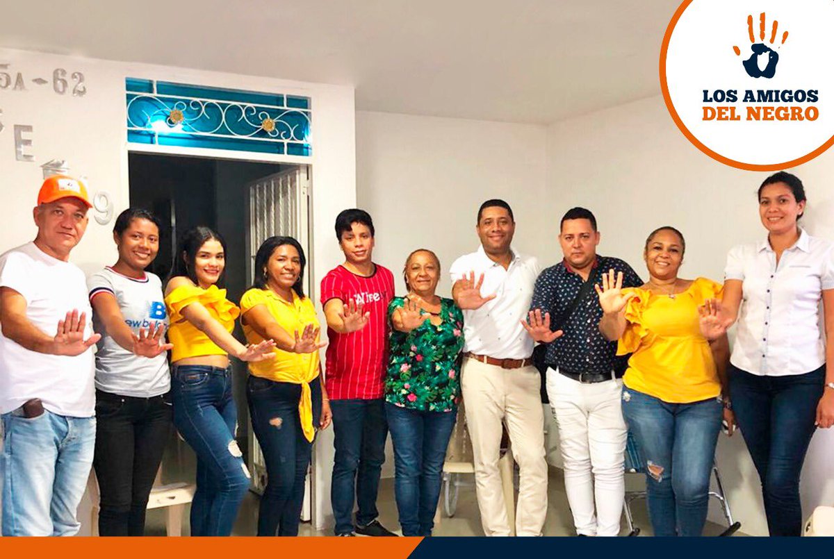 Wro_18's tweet photo. Construyendo identidad política #losamigosdelnegro https://t.co/plUCMBgy2X