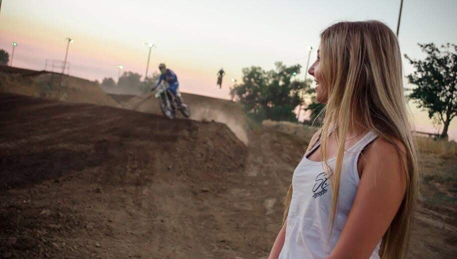 standardcloco's tweet image. The heat is here, so is your favorite tank top! shop our online sale and save! #StandardCloCo #SolidFoundations #ConstructingNewLevels