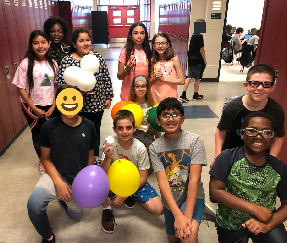 Krueger5134's tweet image. Ss engineers for #NASA designing Lunar modules! #designandcreate #innovators @jenru12