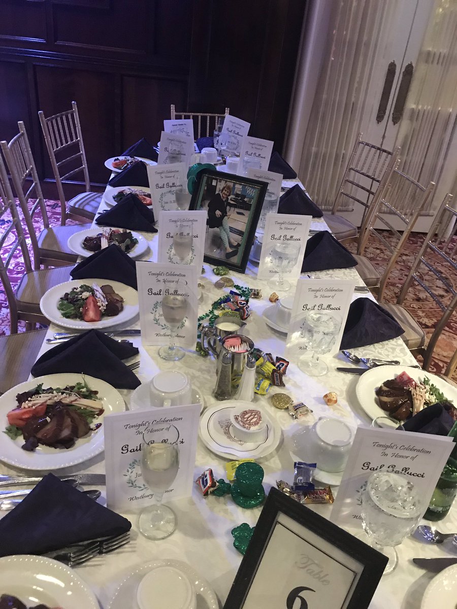 GailGlamorous's tweet photo. Wow! What a night!!!! @GailGlamorous #allhailgail https://t.co/QrbefKFmTq