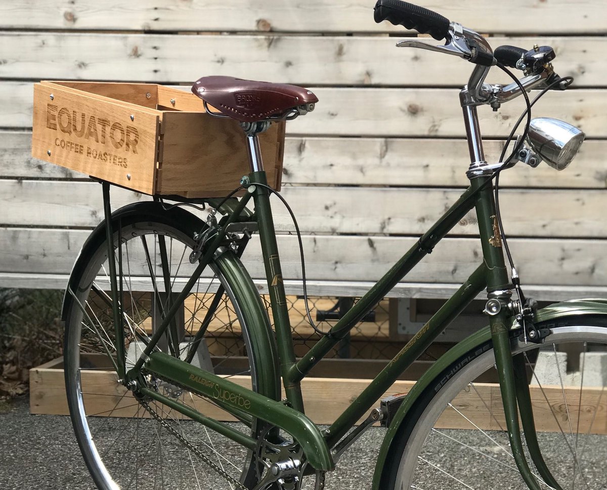 EquatorCoffee's tweet image. Thank you to everyone who participated in our #rideintospring bicycle contest! 🚴🚴🚴

Congratulations to @chessiakelley, you've won a custom bicycle from @woodwardbicycleco and @equatorcoffee.
.
#rideintospring #contest #equatorcoffee #woodwardbicycles