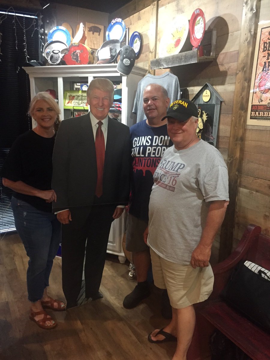 JCGOPGA_'s tweet photo. Hanging with the President at Uncle Chet’s BBQ in Jefferson, GA at the Jackson County GOP Trump Watch. https://t.co/o83pEurT2O