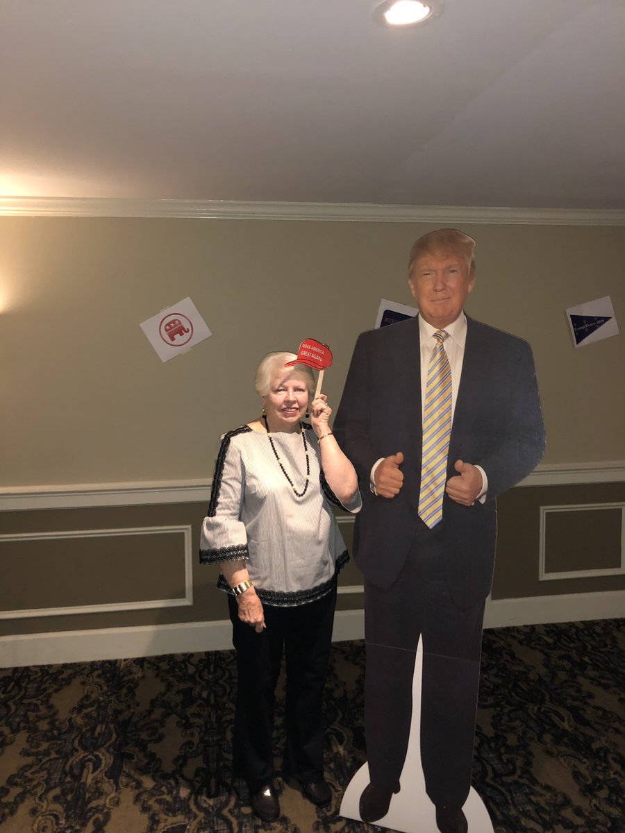 NewRoGOP's tweet photo. #Trump2020 #LeadRight 
#KeepAmericaGreat https://t.co/IsrsbuL9bs
