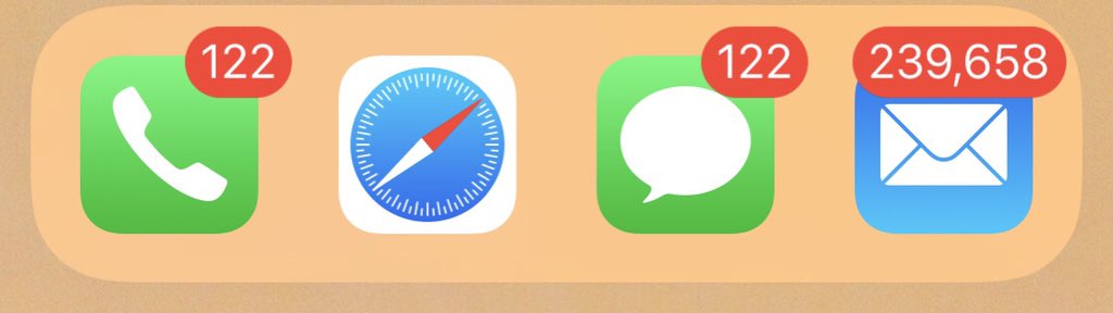 ＭＩＳＳ Ｍ ΞＴΛＶΞ ＲＳΞ tweet media