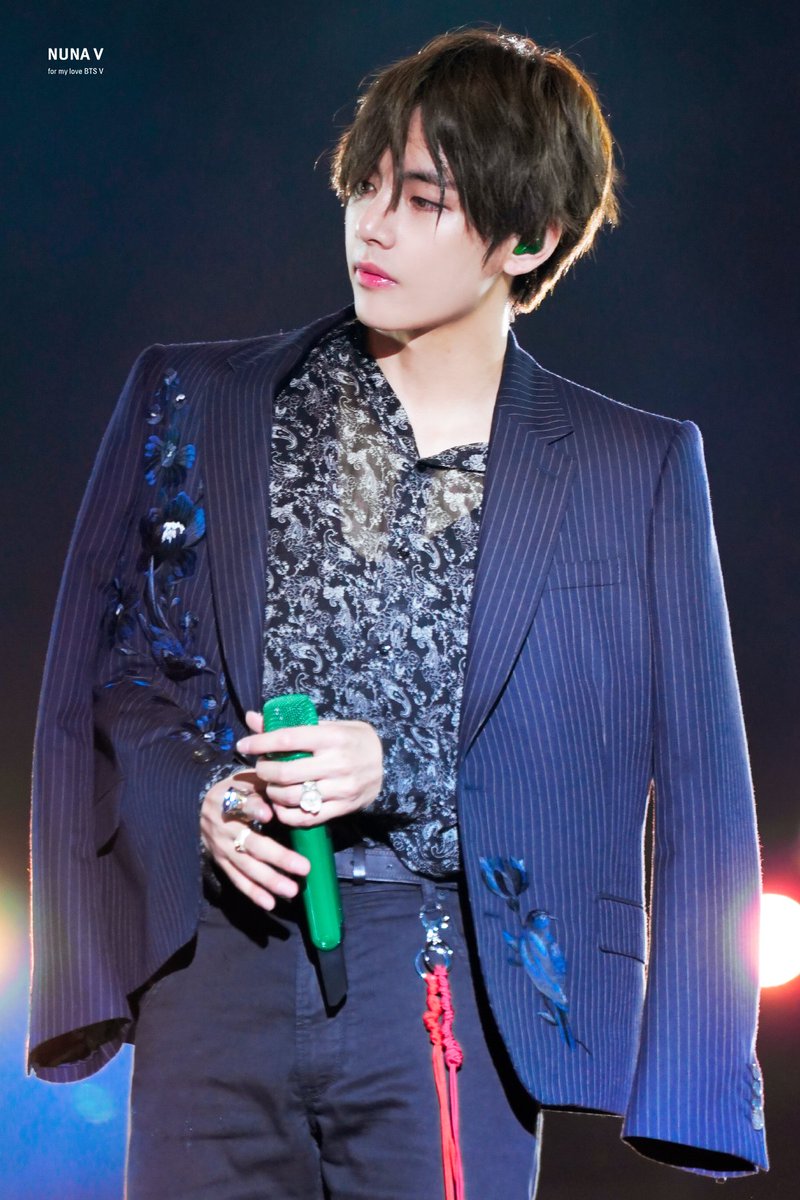 _nuna_V's tweet photo. [HQ] 190616 부산머스터
💜💜💜
#이삐사진전 #태형 #방탄소년단뷔 #BTSV #taehyung
@BTS_twt https://t.co/2Z2Jg3txJL