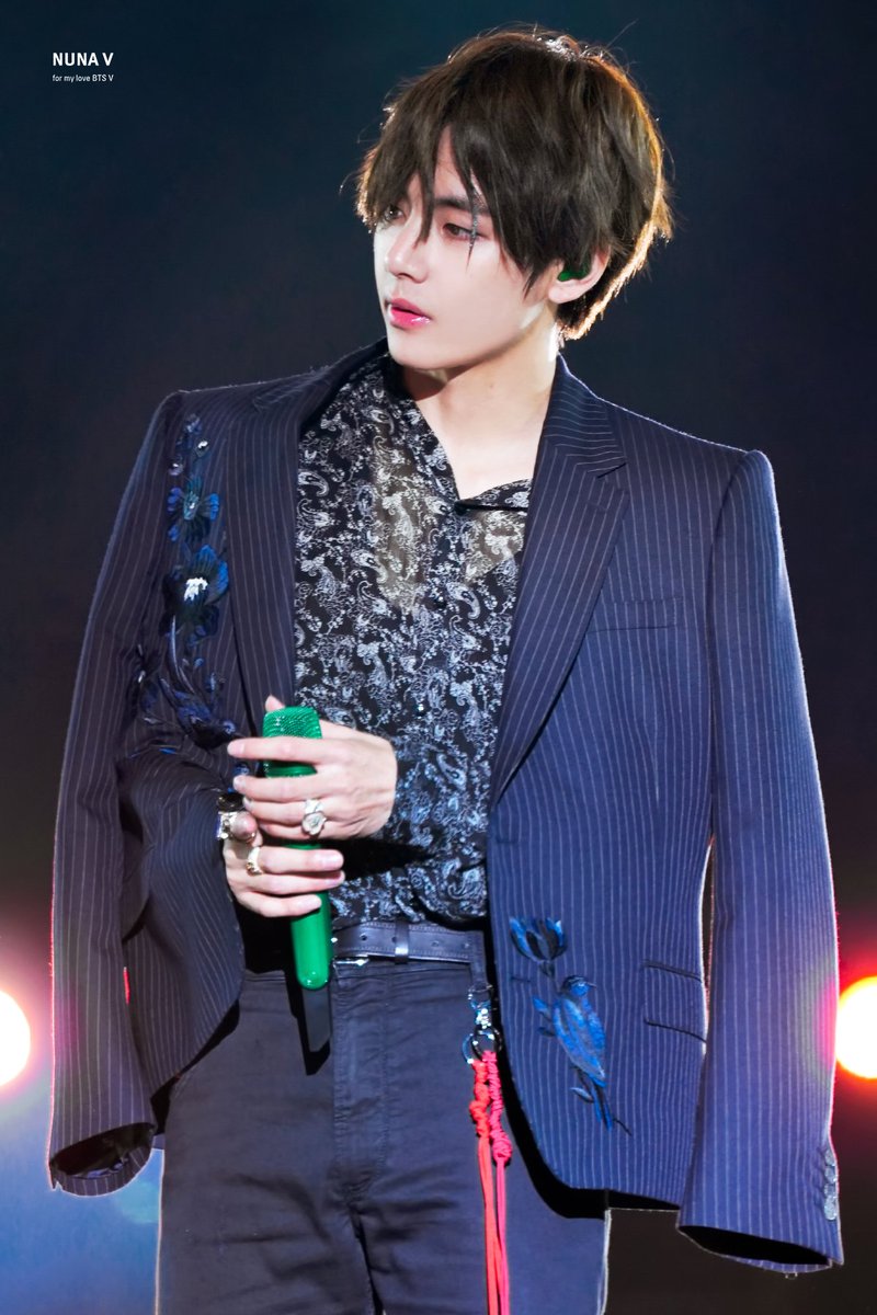 _nuna_V's tweet photo. [HQ] 190616 부산머스터
💜💜💜
#이삐사진전 #태형 #방탄소년단뷔 #BTSV #taehyung
@BTS_twt https://t.co/2Z2Jg3txJL