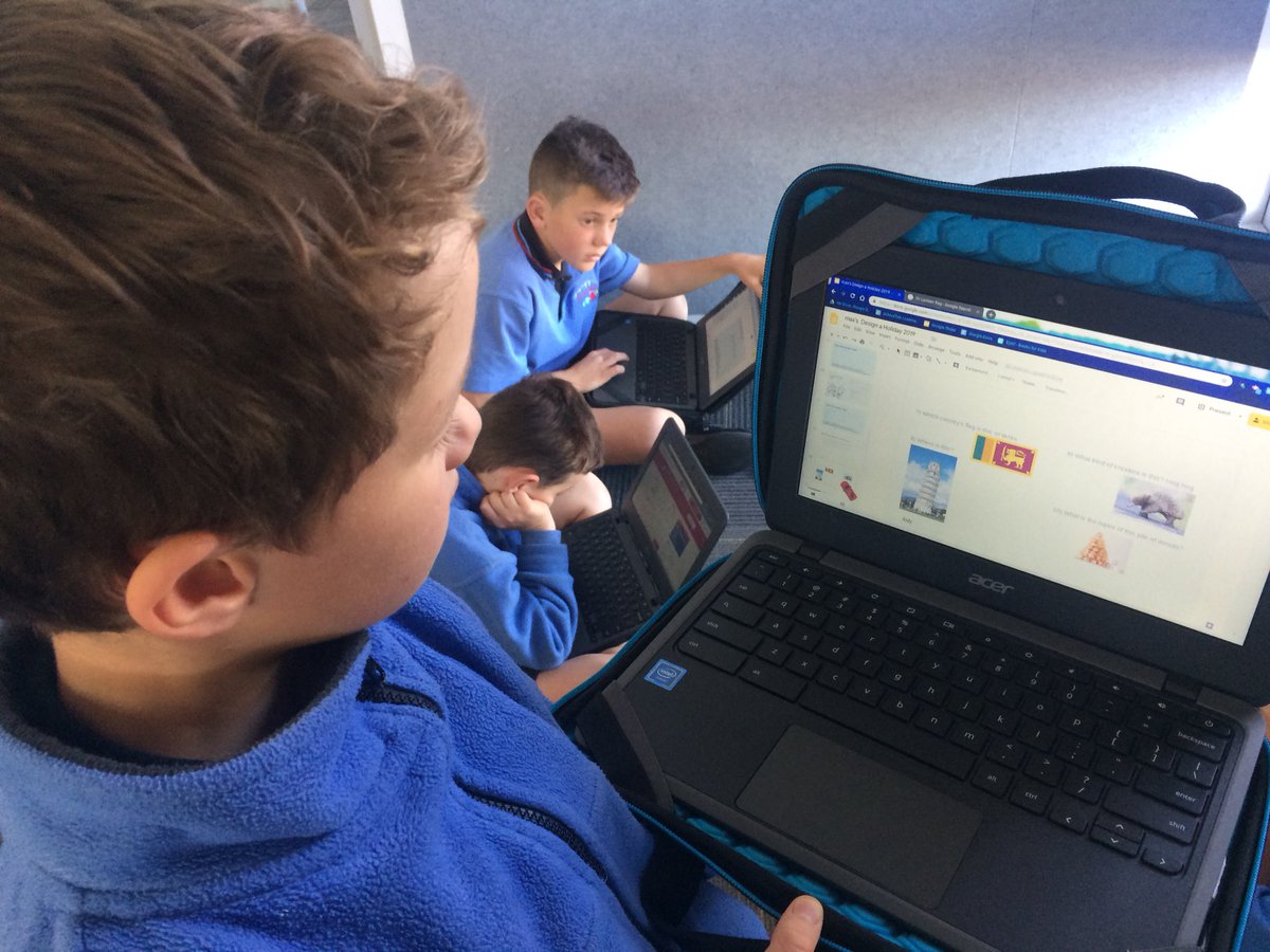 naomi_toland's tweet photo. We are #SFScollaborating to design our own holidays, working out the cost as well as sharing different locations on the map!! Make sure to get 20% discounts by uploading evidence of your working out #SFStakeaction @StonefieldsSch #buzzinbrains https://t.co/WCBMTnqxNj