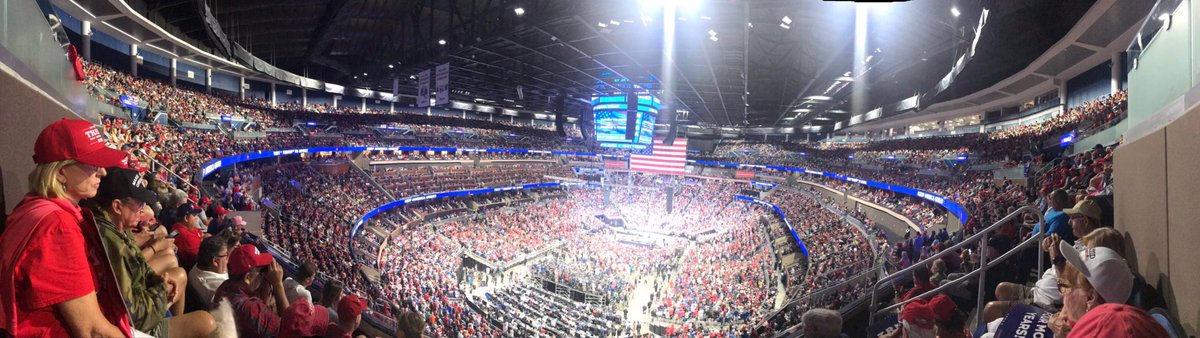 vests_yellow's tweet photo. @DNC thinks one of their "centrist" candidates can match this?! 🙄

#TrumpRallyOrlando
Only #BernieBeatsTrump https://t.co/YmMBR6ihXV