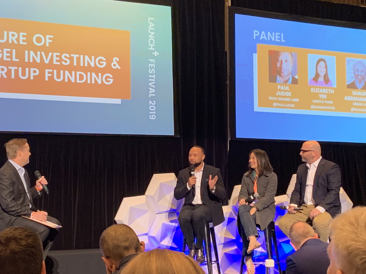 Eleanorventure's tweet image. @pauljudge values recurring customer dollars at least 5x more than one off investor dollars. @dunkhippo33 weighs the added learning value on top. And both #techsquarelabs and #hustlefund aren’t afraid to write a first cheque. Up and to the right! #launchfestival