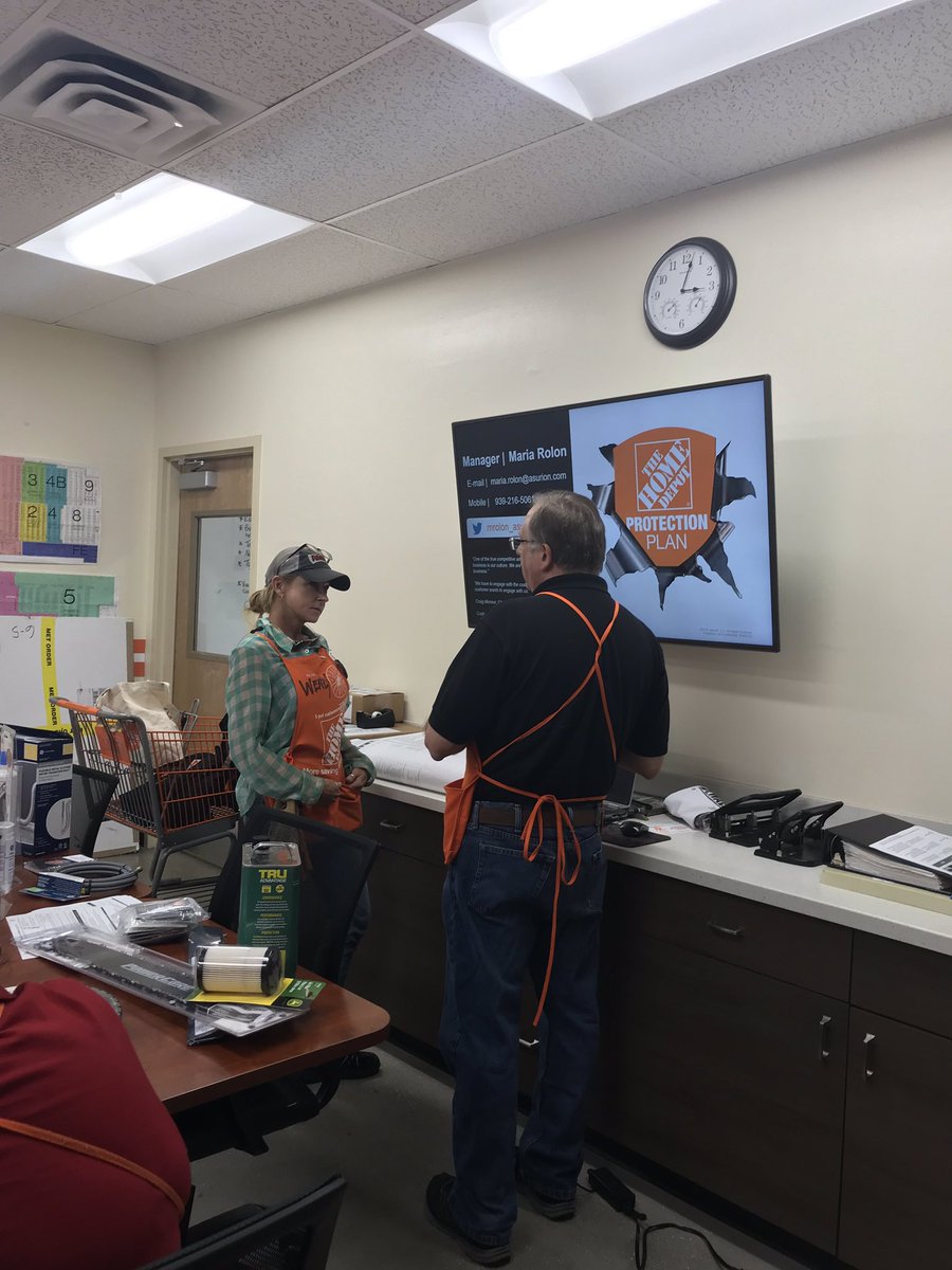 mrolon_asurion's tweet photo. Another great session with the 2nd Group from ST 0274 it was all about sharing knowledge #sellbenefits- how HDPPs work, Customer Experience and Role Plays with our peers. The committed to a big lift in HDPPs🛡👏🏼 Let’s do this! #Customers1st #1RegionSFL #AskEveryCustomerEveryTime https://t.co/hjJbEtW9tX