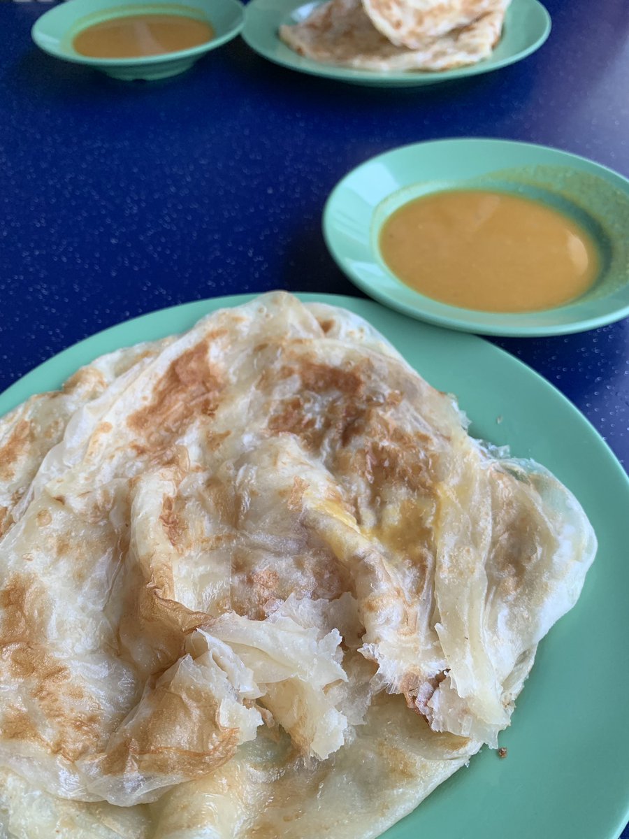 boringhstrygirl's tweet photo. Roti Chani. Breakfast of champions. #melacca #Malaysia 🇲🇾 https://t.co/EpL4p2r1uc