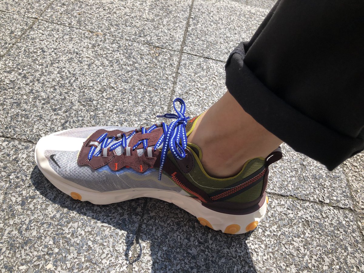 shotakibe's tweet image. 新しいスニーカーを(σ´∀`)σゲッツ!!
#nike #reactelement87 です!
履き心地抜群!
さぁ、これからこいつと共に何やら楽しくなる事間違いなしの仕事に行ってきます!
#MC #仕事 #大好き