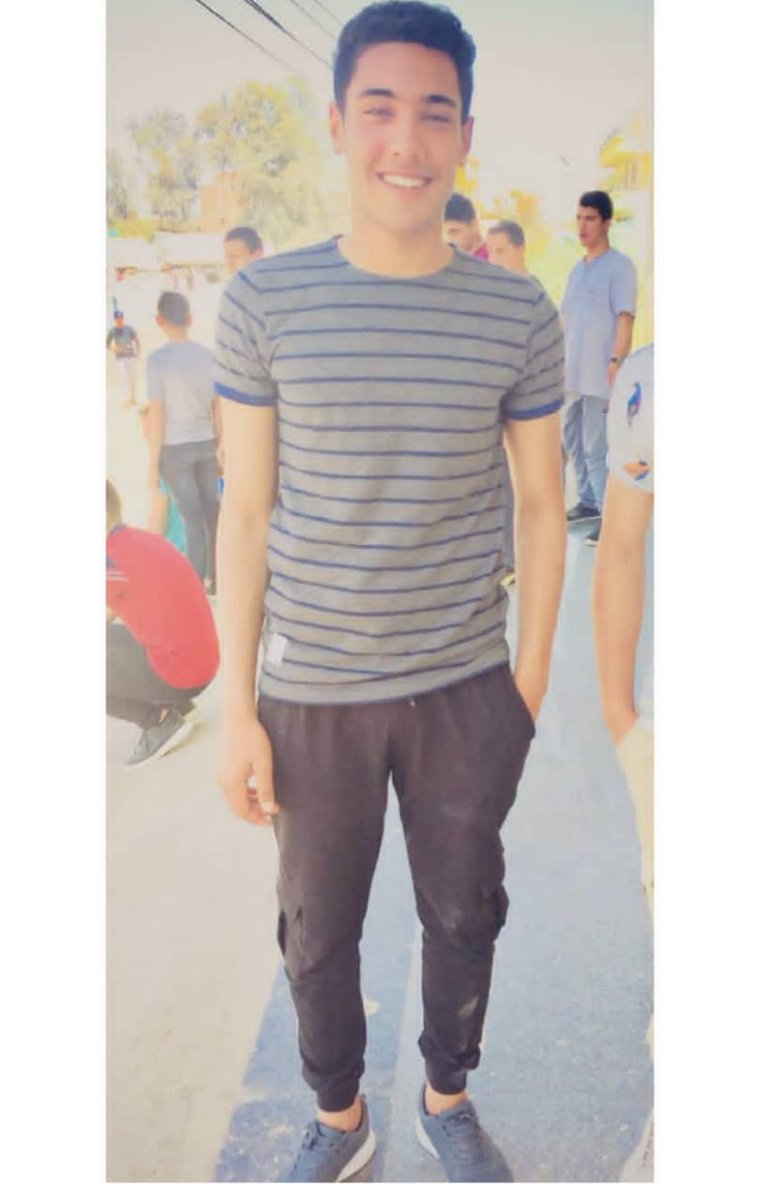 ادعولوا بالرحمه كتير وان ربنا يرحمه 💔💔💔
ابن خالى فى ذمة الله
إن لله ما أخذ وله ما أعطى وكل شئ عنده بأجل مسمي وانا لله وانا اليه راجعون اللهم ارحمه واغفر له وتجاوز عنه واسكنه فسيح جناتك وان اليه راجعون ربنا يرحمك يا حبيبى ويجعل مثواك الجنة ويصبرنا على فراقك يارب