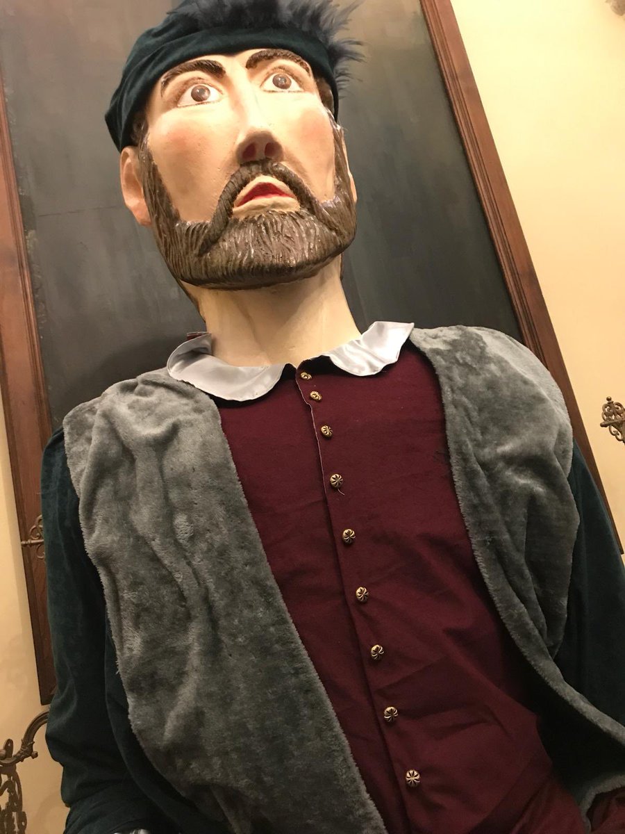 Esta tarde, a las 19:30 horas, arranca la tradicional Cabalgata anunciadora y el desfile de Gigantones con motivo del Corpus. También paseará por nuestras calles el jueves, a partir de las 9:00 horas. Es tiempo de disfrutar nuestras tradiciones. #CorpusToledo2019.