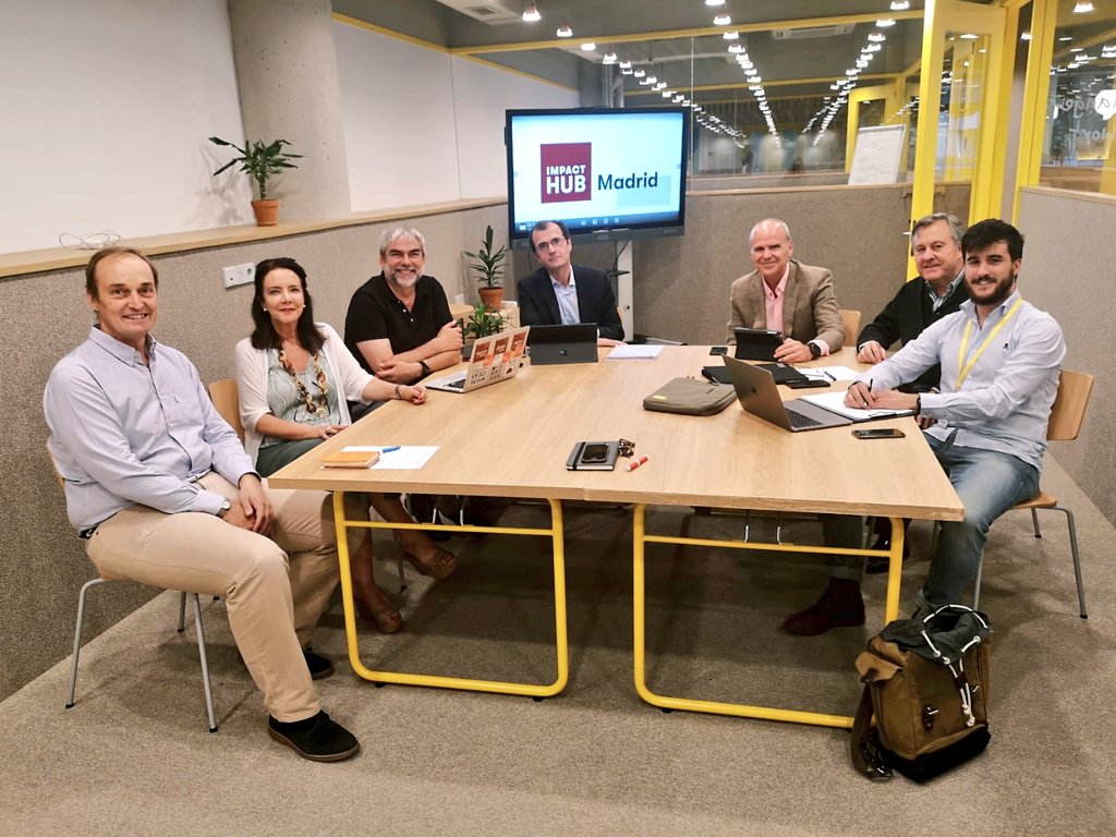 ImpactHubMAD's tweet photo. Ayer tuvimos el placer de acoger en #ImpactHubPicasso la reunión de socios de @mide_global: asociación para impulsar el ecosistema de #emprendimiento e #innovacion de la región de #Madrid a la que #ImpactHub se ha unido recientemente y desde la que haremos cosas muy interesantes. https://t.co/LlWp8oTbbY